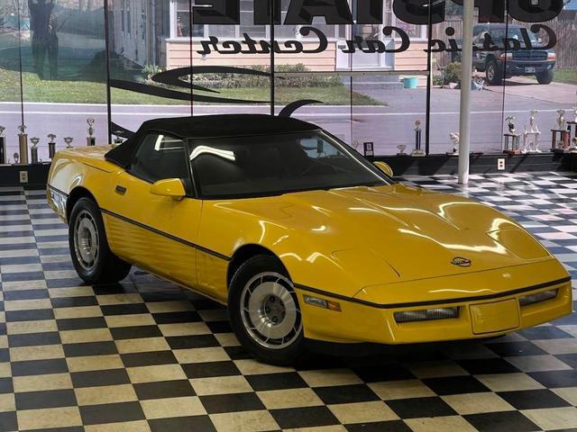 Photo of 1986 Yellow Chevrolet Corvette