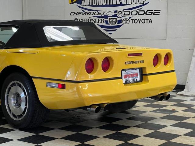 Photo of 1986 Yellow Chevrolet Corvette