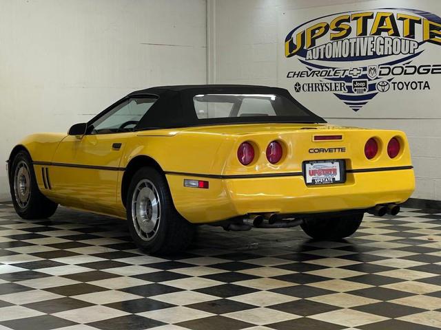 Photo of 1986 Yellow Chevrolet Corvette