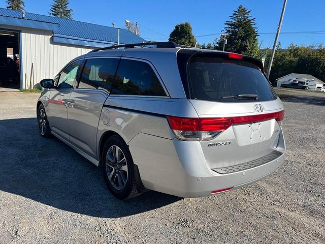 Photo of 2014 Modern Steel Metallic Honda Odyssey
