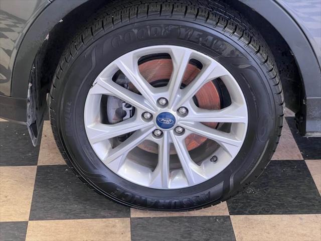 Photo of 2019 Magnetic Ford Escape