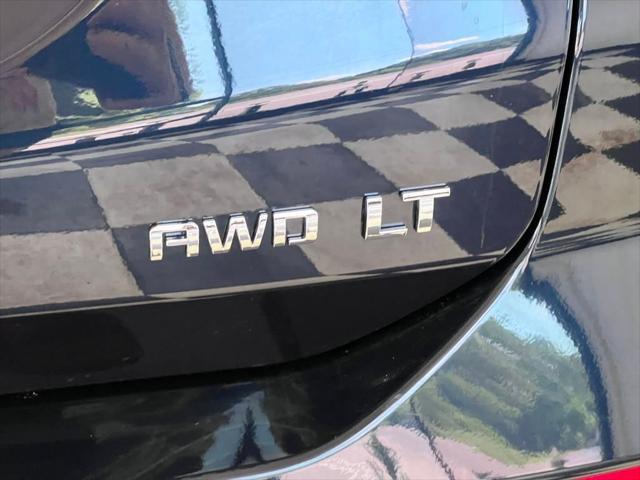 Photo of 2020 Midnight Blue Metallic Chevrolet Equinox