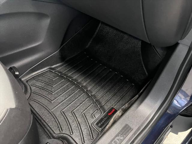 Photo of 2020 Midnight Blue Metallic Chevrolet Equinox