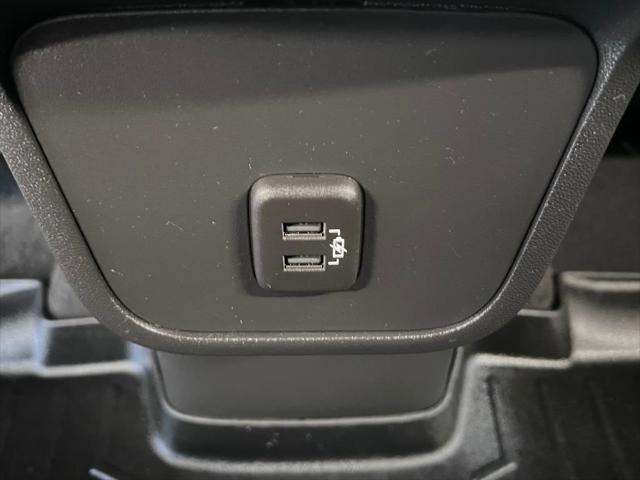 Photo of 2020 Midnight Blue Metallic Chevrolet Equinox