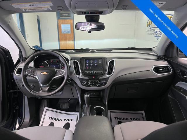 Photo of 2020 Midnight Blue Metallic Chevrolet Equinox