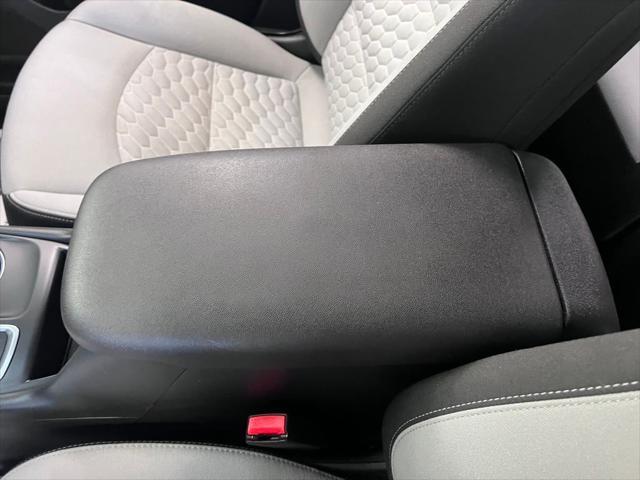 Photo of 2020 Midnight Blue Metallic Chevrolet Equinox