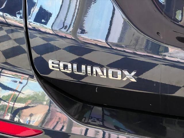 Photo of 2020 Midnight Blue Metallic Chevrolet Equinox