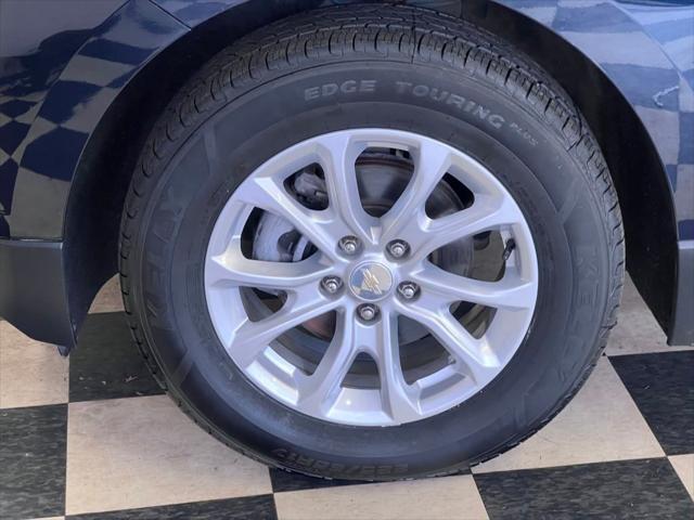 Photo of 2020 Midnight Blue Metallic Chevrolet Equinox