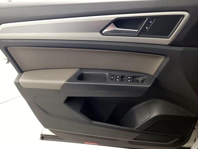 Photo of 2021 White Volkswagen Atlas