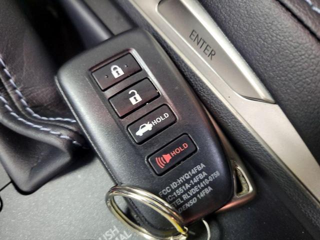 Photo of 2020 White Lexus IS 300