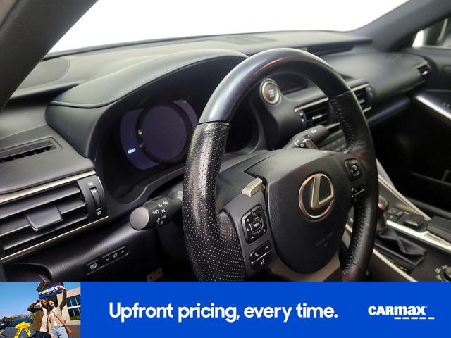 Photo of 2020 White Lexus IS 300
