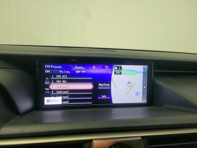 Photo of 2020 White Lexus IS 300