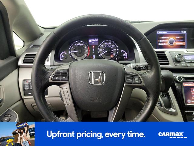 Photo of 2014 Silver Honda Odyssey