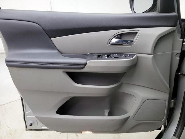 Photo of 2014 Silver Honda Odyssey