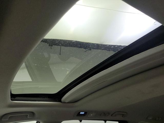Photo of 2014 Silver Honda Odyssey