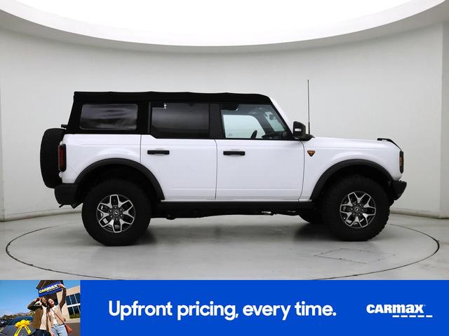 Photo of 2023 White Ford Bronco