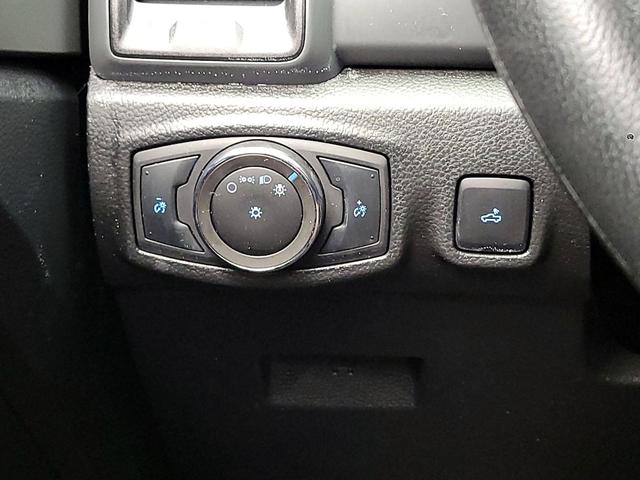 Photo of 2023 White Ford Ranger