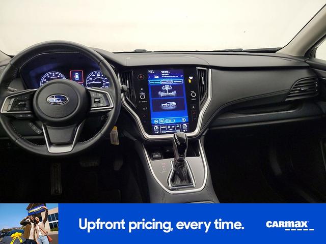 Photo of 2022 White Subaru Outback