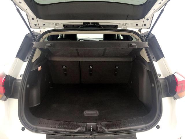 Photo of 2023 White Buick Encore GX