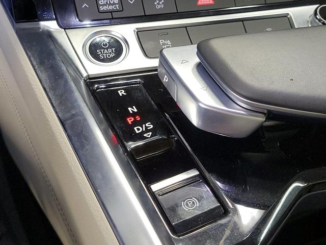 Photo of 2021 Gray Audi e-tron Sportback