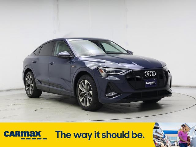Photo of 2021 Gray Audi e-tron Sportback