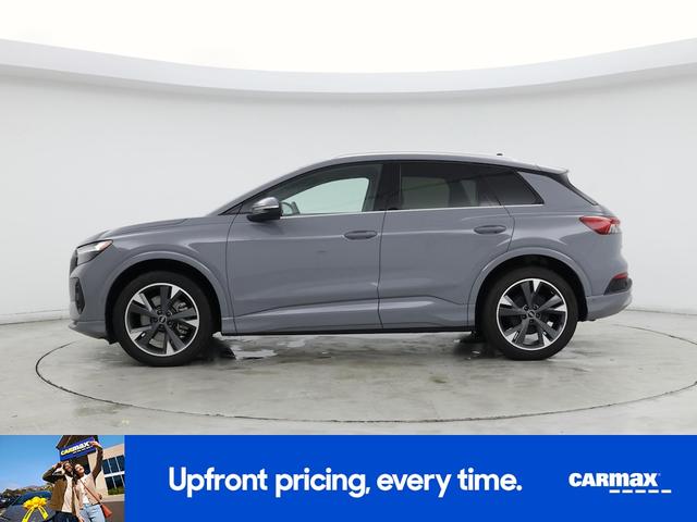 Photo of 2022 Gray Audi Q4 e-tron