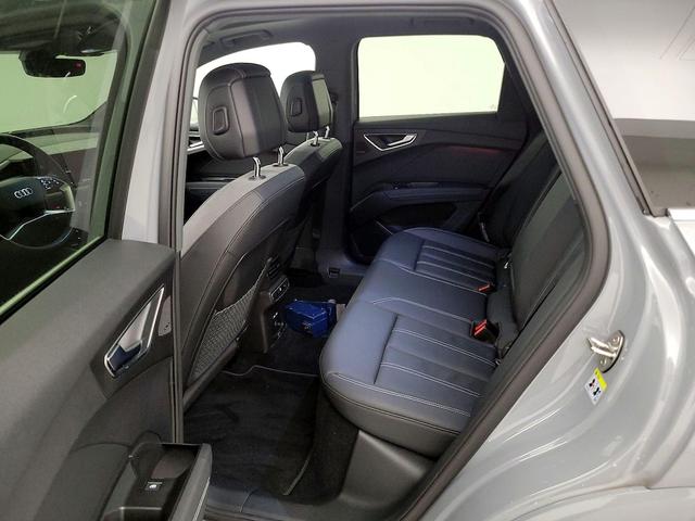 Photo of 2022 Gray Audi Q4 e-tron