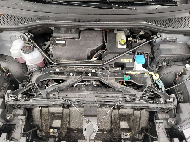 Photo of 2022 Gray Audi Q4 e-tron