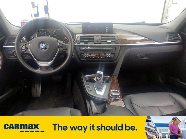 Photo of 2015 Blue BMW 328