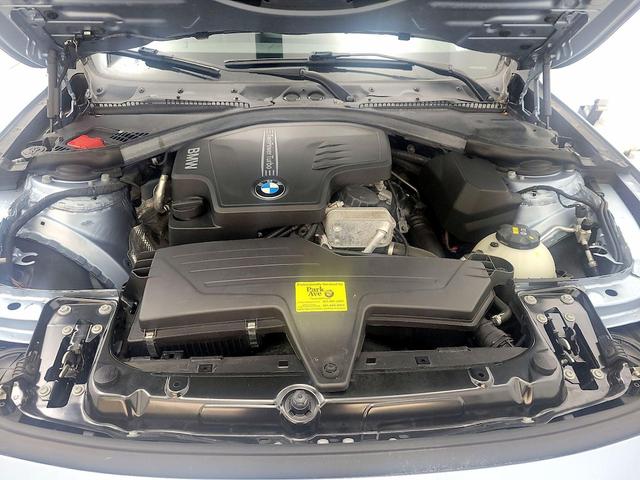 Photo of 2015 Blue BMW 328