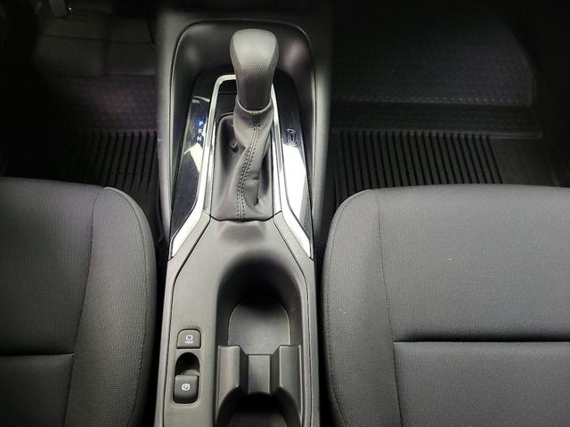 Photo of 2023 White Toyota Corolla