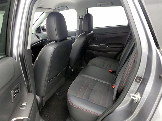 Photo of 2018 Gray Mitsubishi Outlander Sport