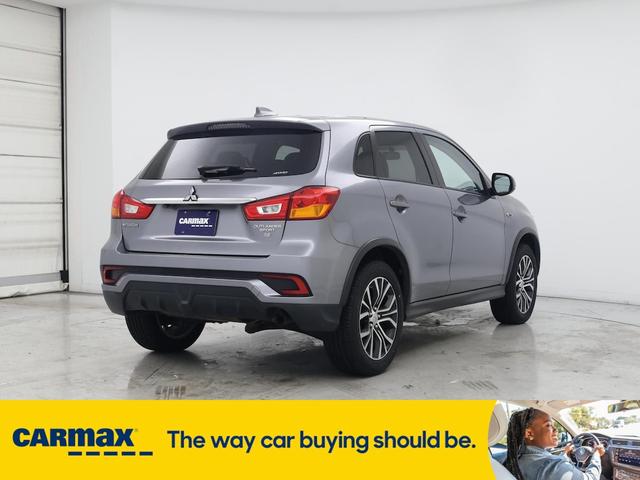 Photo of 2018 Gray Mitsubishi Outlander Sport