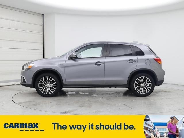 Photo of 2018 Gray Mitsubishi Outlander Sport