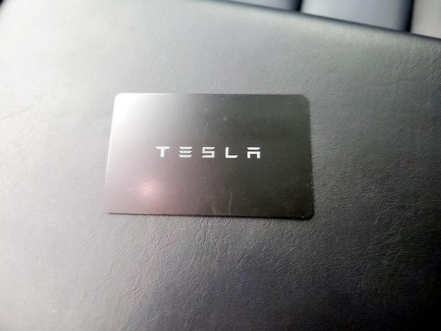 Photo of 2020 Red Tesla Model Y