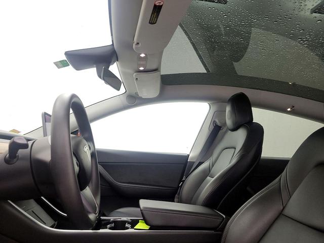 Photo of 2020 Red Tesla Model Y