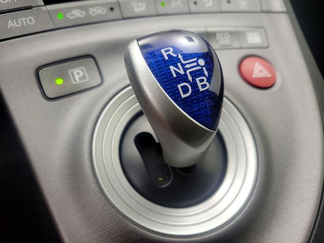 Photo of 2015 Black Toyota Prius