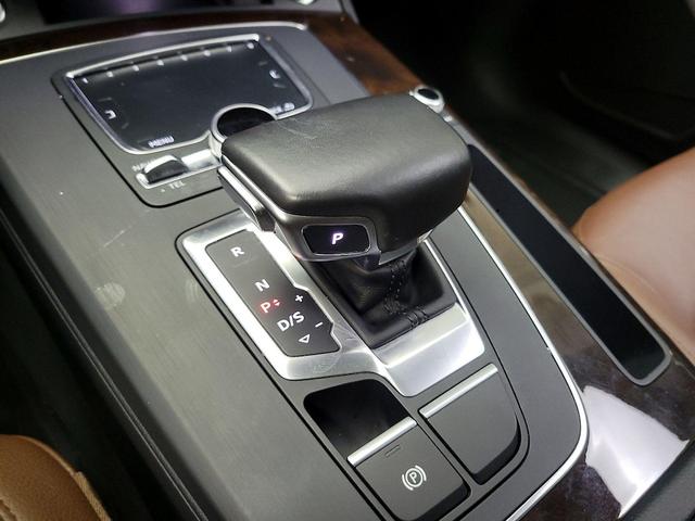 Photo of 2018 Green Audi Q5