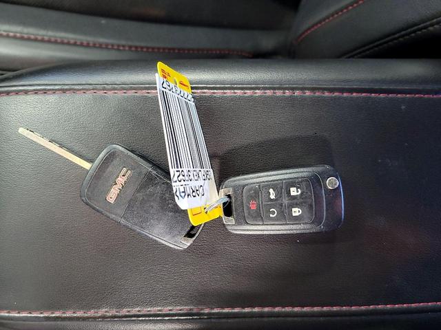 Photo of 2015 Blue GMC Terrain