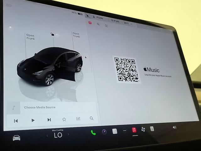 Photo of 2024 Black Tesla Model Y