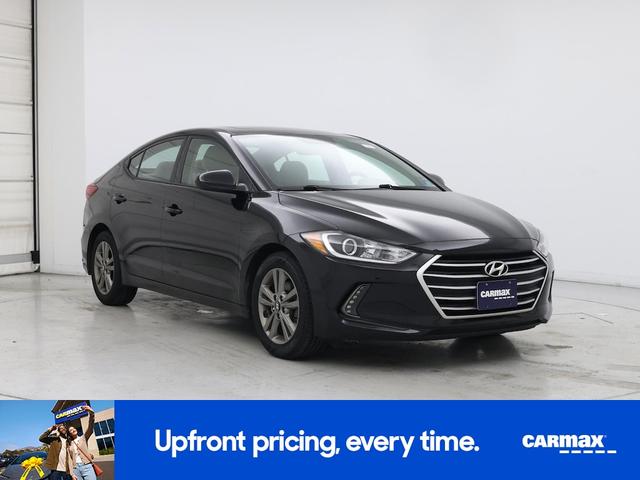 Photo of 2018 Black Hyundai ELANTRA