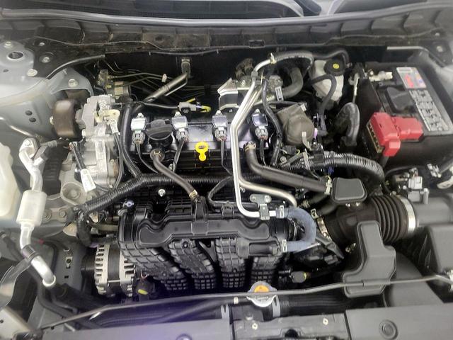 Photo of 2024 Silver Nissan Altima