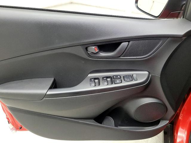 Photo of 2019 Orange Hyundai KONA
