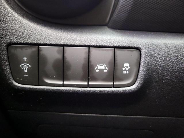 Photo of 2019 Orange Hyundai KONA