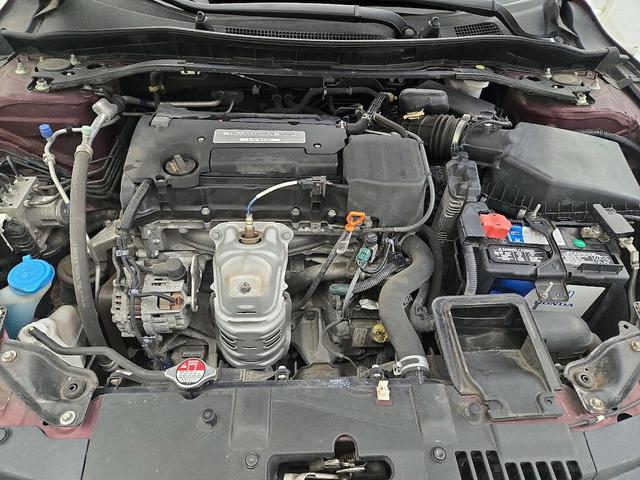 Photo of 2015 Burgundy Honda Accord