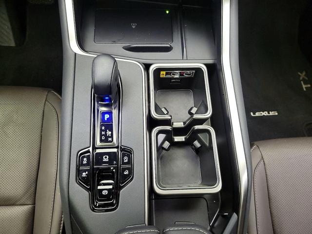Photo of 2024 White Lexus TX 350