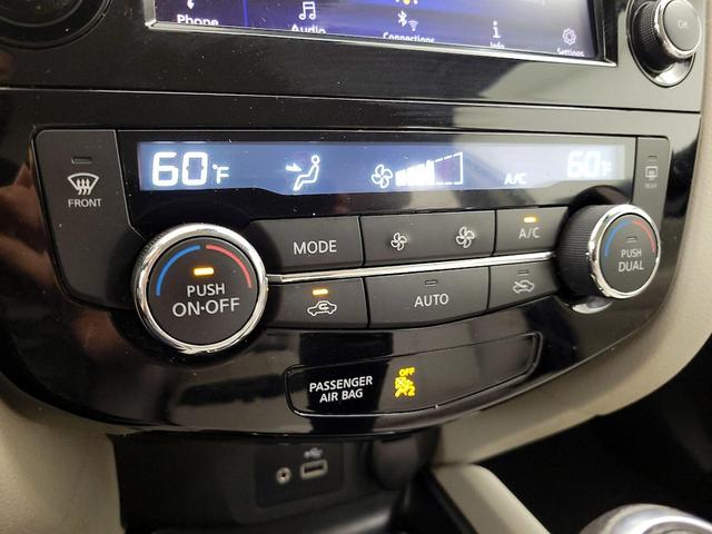 Photo of 2019 White Nissan Rogue Sport