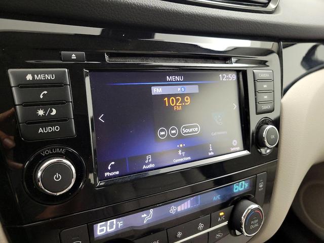 Photo of 2019 White Nissan Rogue Sport