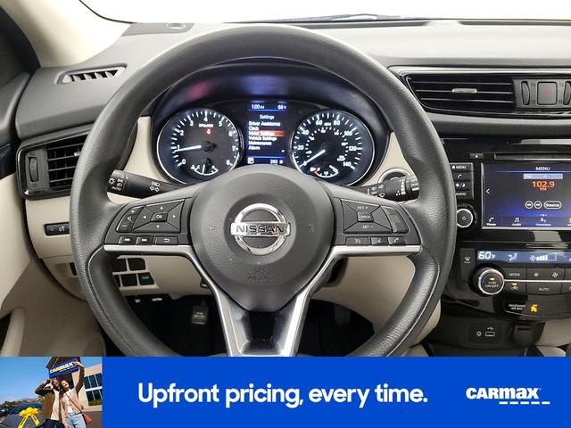 Photo of 2019 White Nissan Rogue Sport