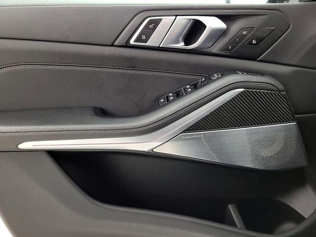 Photo of 2021 White BMW X5